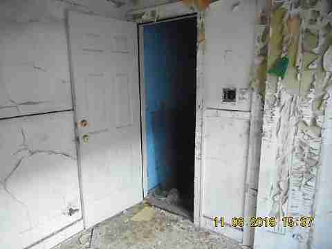 2919 Cortland (24)_m.jpg